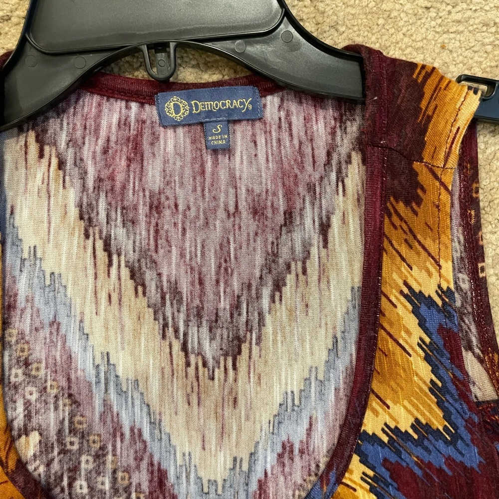 Democracy southwestern Abstract Cold Shoulder Top - Picture 7 of 10